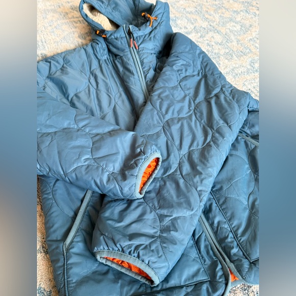 Passenger Earthy Recycled Sherpa Lined Insulated Jacket - Picture 10 of 13